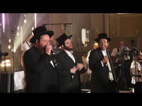 🎶😎🫨Vibey vibes for this pre-first dance set ft. Shloime Daskal, Zanvil Weinberger, and Ahrele Samet.