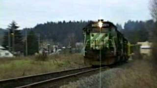 preview picture of video 'Pre-merger BN train leaves Shelton on Navy Yard Branch'