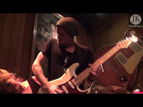 Layla Zoe & Band - Rock and Roll Guitar Man /Blues Garage Isernhagen 2013 Germany