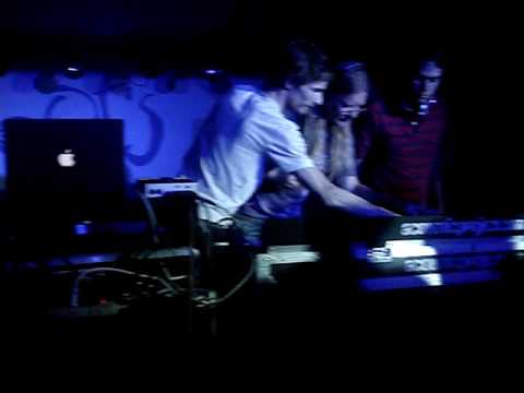 Kox Box live @ Roots Magic Club, Mexico DF!!! 1