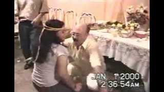 preview picture of video 'Armando Giovanni Plaza Castillo en fiesta familiar de Año Nuevo 2000.mp4'
