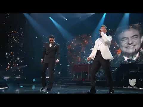 Carlos Rivera y David Bisbal "el triste "en  los Premios Latin Grammy