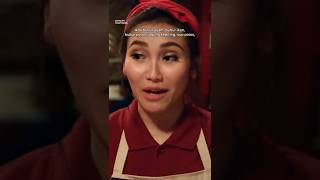 Download lagu Ayu Tingting mah waitress pinter, hafalannya juga jago... | Dimsum Martabak | #Shorts mp3