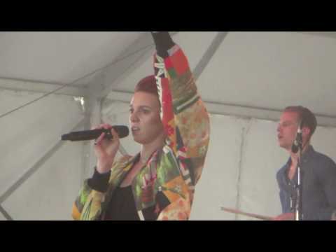 La Roux - Bulletproof (live) - Governors Ball New York 2014