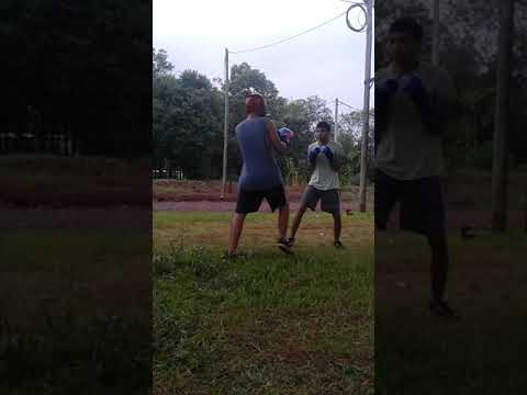 Boxeo - José vs Cristian - Guanteo de entrenamiento 14/02/19