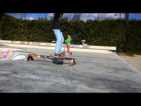 Lip Slide Grind |Begues| Carlos Jiménez