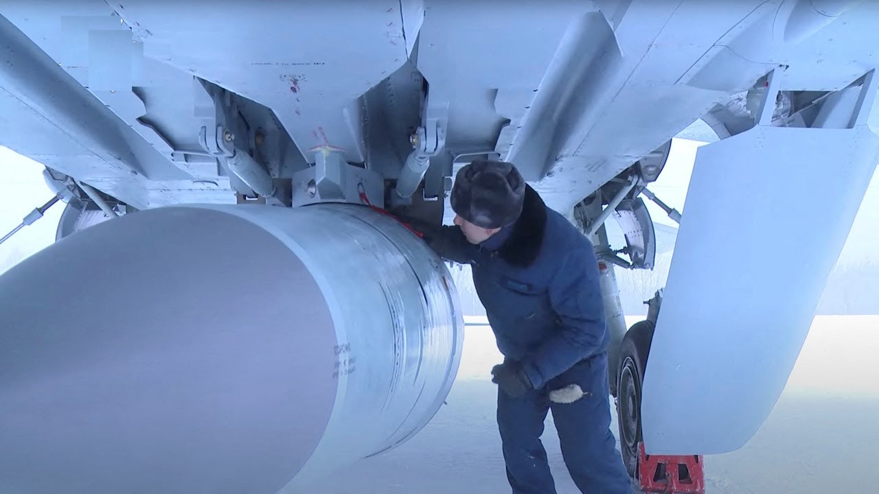 FSB CLAIMS WILD PLOT: UKRAINE AND “BRITISH HANDLERS” TRIED TO STEAL A MIG WITH HYPERSONIC KINZHAL!