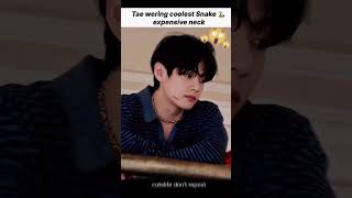 Download lagu coolest necklace, Tae wearing python snake, expensive necklace #bts #shorts # mp3 Download lagu coolest necklace, Tae wearing python snake, expensive necklace #bts #shorts # mp3