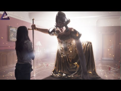 Mulher Faz Ritual e Invoca Anjo para Lhe Pedir um Desejo Terrível