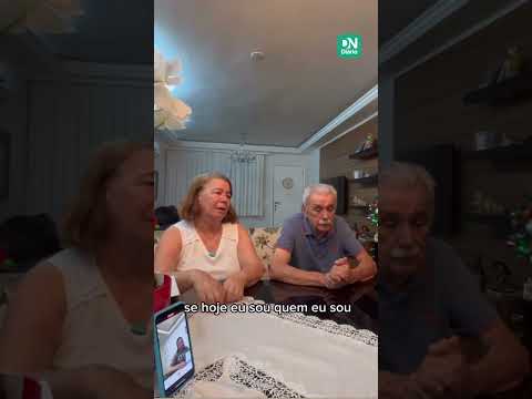 Estudante faz homenagem para avós que a criaram após pagar o último boleto da faculdade