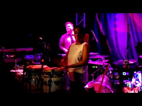 Sheila E. ~ Solo Congas (Live in Paris).