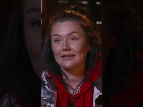 Muffy nadáva na Natáliu - FARMA