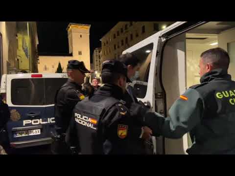 Así ha sido la salida del pistolero de Garrido de la Audiencia Provincial