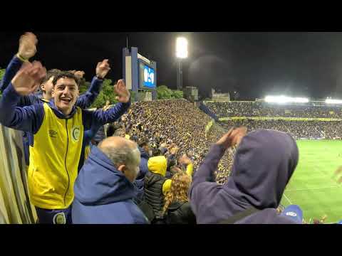 "Recibimiento Canalla. Locura en el Gigante de Arroyito. Rosario Central 2-1 River Plate. 05/10/2025." Barra: Los Guerreros &bull; Club: Rosario Central