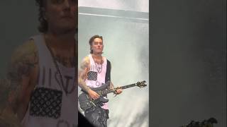 Download lagu Synyster Gates Misses the M.I.A Guitar Solo | Avenged Sevenfold Live UBS Arena,Elmont_August/10/2026 mp3 Download lagu Synyster Gates Misses the M.I.A Guitar Solo | Avenged Sevenfold Live UBS Arena,Elmont_August/10/2026 mp3