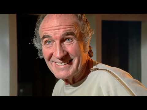 Space 1999 Parody Edit   Love can happen anytime