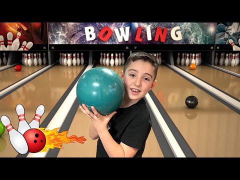 Bowling for Kids | Explore a Bowling Alley | Ten Pin Bowling for Kids | Indoor Game for Kids