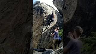 Video thumbnail of Barefoot Sharma Arete, V8. Tramway