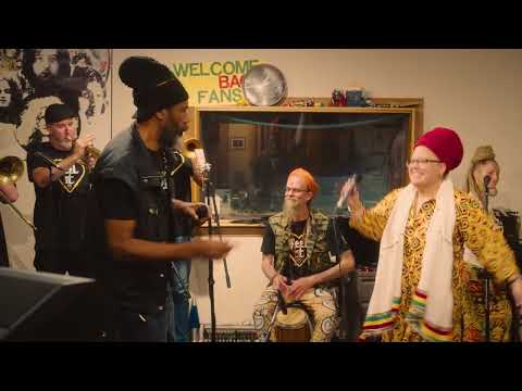 “JAH LOVE REMAINS”Sister Julie feat. Prezident Brown & The Heart Feel It Band Original Roots Reggae