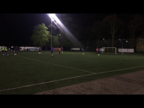 16.04 Breslauer SC 08 (niebieskie)  - Castorama Korona (żółte)