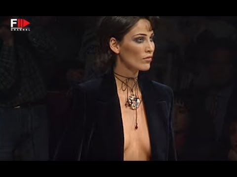 ERREUNO Fall 1993 Milan - Fashion Channel