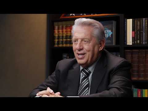 Minute With Maxwell: YOU - John Maxwell Team