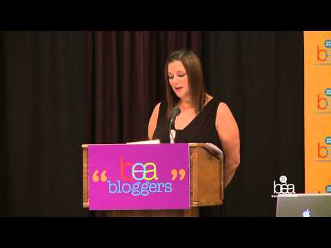 BEA 2012 -  Jennifer Weiner Keynote BEA Bloggers