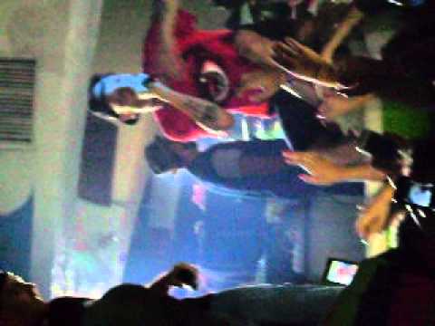 Clementino Giungla ft Rametto. Valentino Ischia 19\08\2013.by taty