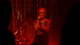 Shout Out Louds - Ease My Mind - Vancouver - 2017-11-12