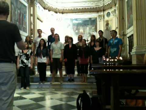 Lux Aurumque (Ambrose Chamber Singers)