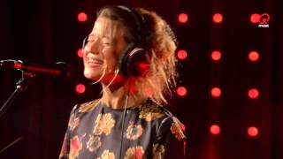 The BSMNT: Selah Sue - Fear Nothing (live bij Q)