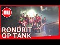 Spelers Rode Ster maken rit op tank na plaatsing Champions League | NU.nl