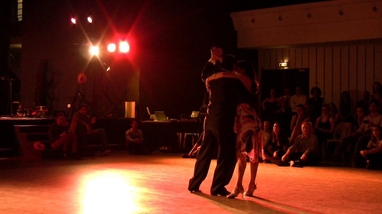 Video thumbnail for Cecilia Piccinni et Diego Riemer accompagnés par le Sexteto Milonguero