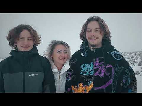 Binecuvântat   -   Uțina Ronela | Colind | BLESSED