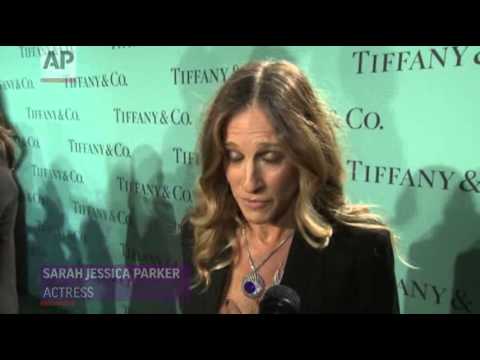 Does Size Matter to Hollywood's Leading Ladies?