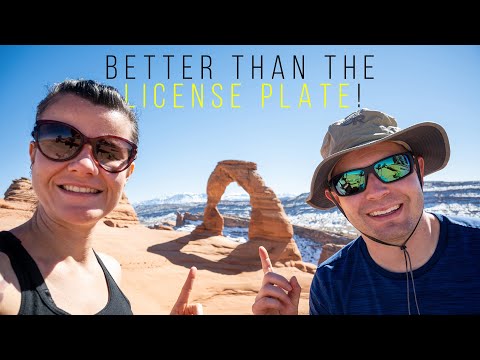 Delicate Arch and Double Arch Hikes: Arches National Park, Utah