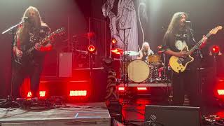 🌙 Alcest - "Oiseaux de Proie" 🎸 | HD Live à Paris | Élysée Montmartre 2023 🔥