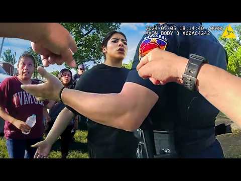 Teens Lose Control in Heated Fight Until Cops Arrive