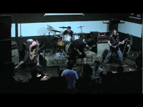 FURIA V8 Feat. DANILO MULLER - ALCOHOLIC WAY OF DEATH LIVE@BLACKMORE ROCK BAR 07/03/2011