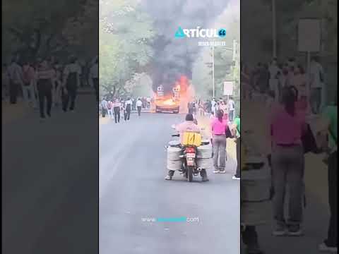 🚨 Otro autobús de pasajeros se incendió en Chinandega