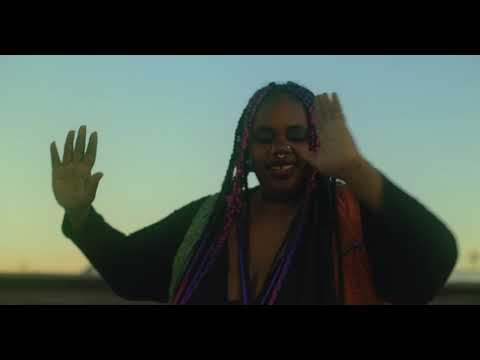 Maya Songbird video