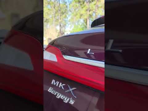 Lincoln MKX 3rd Brake Light Replacement (2017)