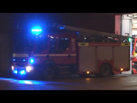 Rochdale Second Pump Turnout - Greater Manchester Fire And Rescue Service