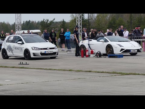 Lamborghini Gallardo Spyder LP560-4 5.2 vs VW Golf GTI 2.0T 1/4 mile drag race