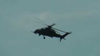 preview picture of video 'Agusta A129 Mangusta Flying Display Air14Payerne アグスタ・マングスタ展示飛行20140907'