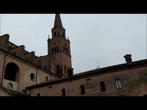 Short tour in the Basilica di San"Andrea, Mantua, Lombardy in Italy