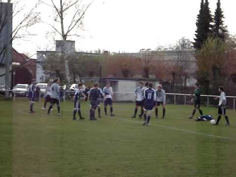 15.11.2009, Weiden, Foul