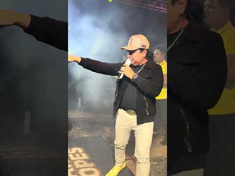 Um trechinho do Show em Lagoa do Mato - Dirceu Arcoverde-PI. 