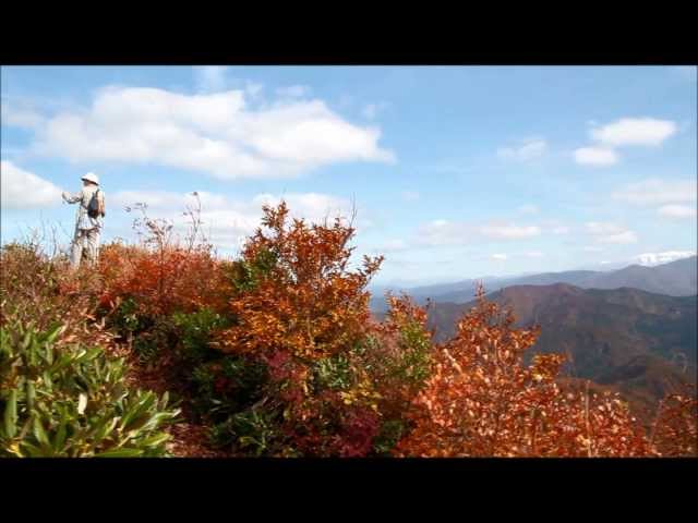 錦秋の富士写ヶ岳から火燈山古道へ （2012）