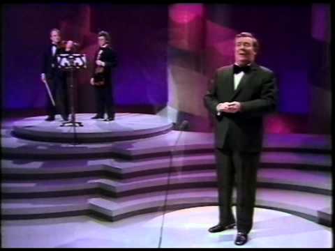 Stuart Burrows Sings  -  Benjamin Godard : Berceuse de Jocelyn